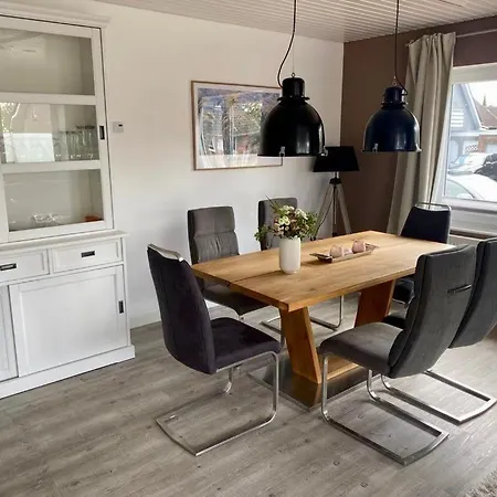 Ferienwohnung-emily-ruhig-gelegen-und-zentral-in-burg-700-m-bis-burgstaaken Apartmán *