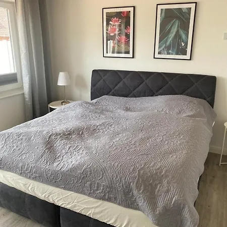 Ferienwohnung-emily-ruhig-gelegen-und-zentral-in-burg-700-m-bis-burgstaaken