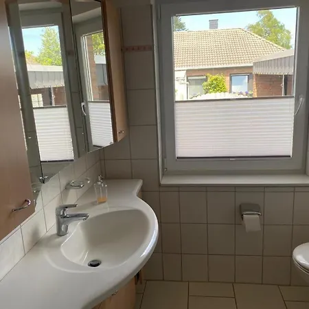 Ferienwohnung-emily-ruhig-gelegen-und-zentral-in-burg-700-m-bis-burgstaaken Fehmarn