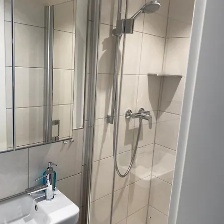 Ferienwohnung-emily-ruhig-gelegen-und-zentral-in-burg-700-m-bis-burgstaaken